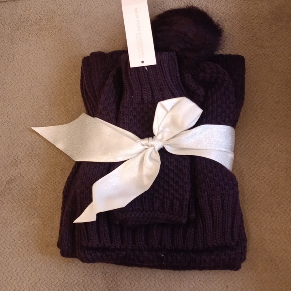 New York & Company Knit Hat with PomPom Loop Scarf - Picture 5 of 5
